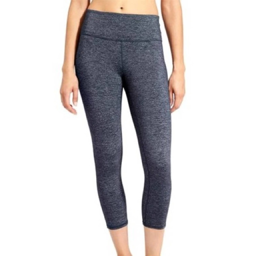 Athleta Quest Chatarunga Medium Blue Gray